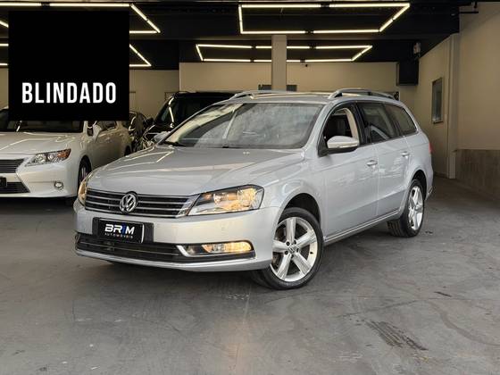VOLKSWAGEN PASSAT VARIANT 2.0 TSI 16V 211CV GASOLINA 4P AUTOMÁTICO VOLKSWAGEN PASSAT VARIANT 2.0 TSI 16V 211CV GASOLINA 4P AUTOMÁTICO
